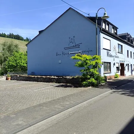 Gaestehaus Schneider Hotel Brauneberg