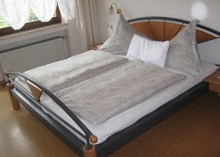 Gaestehaus Schneider 3* 브라운버그